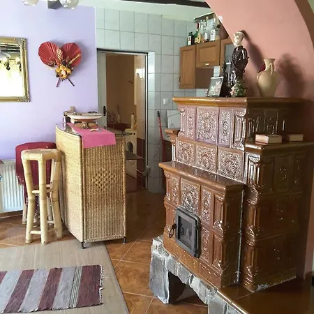 Ibolya Apartman Apartman *